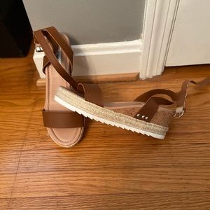 NWT Steve Madden Shoes Size 9.5